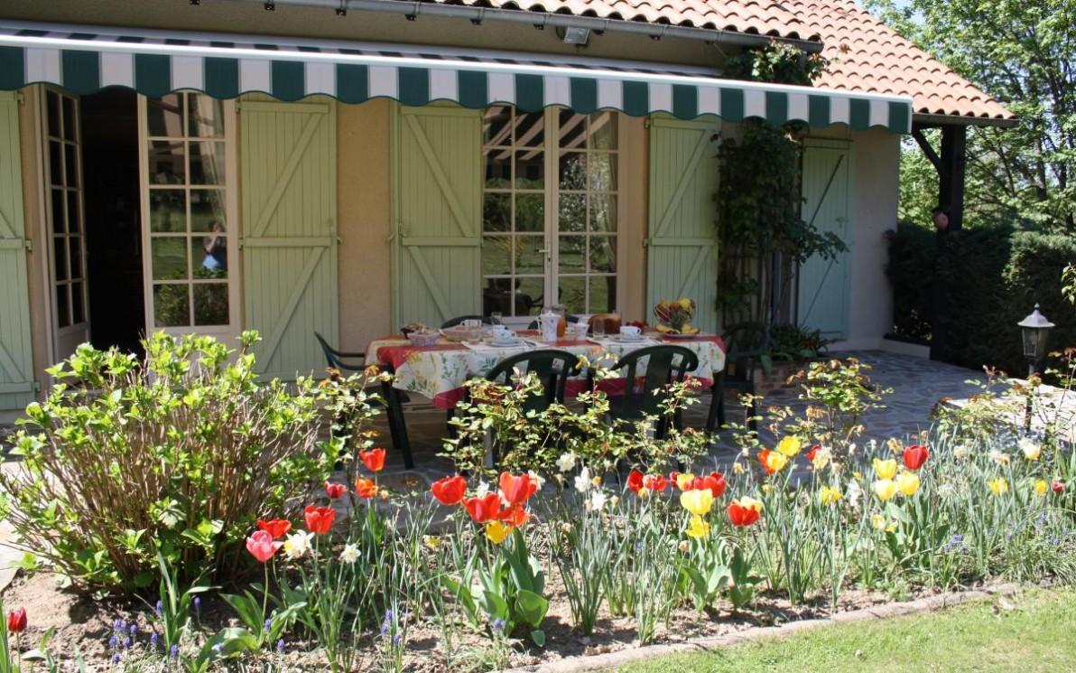 Chambre D'Hotes Les Chenes Chaptelat Bagian luar foto